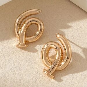 New Golden Twisted Nail Stud Fashion Earrings